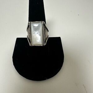 Grace & Heart White Mother-of-Pearl Rectangular Sterling Ring - size 8